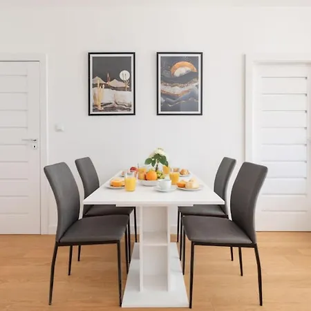 Daire Rent Like - Woronicza 33b Varşova